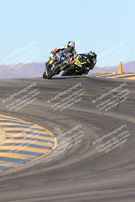 media/Jan-10-2025-CVMA Friday Practice (Fri) [[489e0da257]]/Group 4 and Trackday/Session 3 (Turns 9 and 10)/